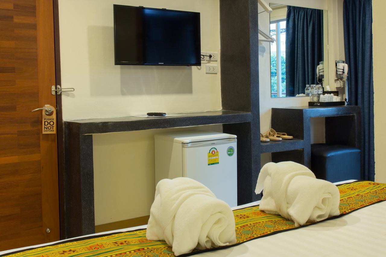 Suan Dok Gate Guesthouse Chiang Mai Zewnętrze zdjęcie