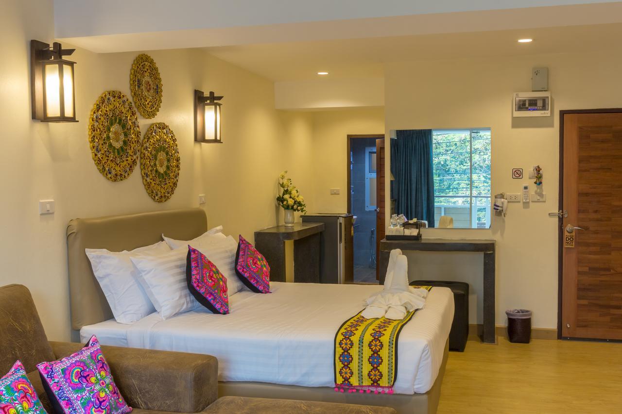 Suan Dok Gate Guesthouse Chiang Mai Zewnętrze zdjęcie